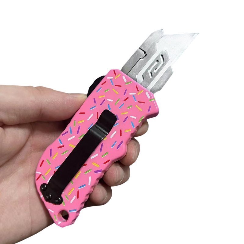 O1CN01825cKE1NqvMtb8XUM_2210935131622-0-cib-2.jpg Utility Knife UK Dessert Warrior Donut Knife Box Cutter
